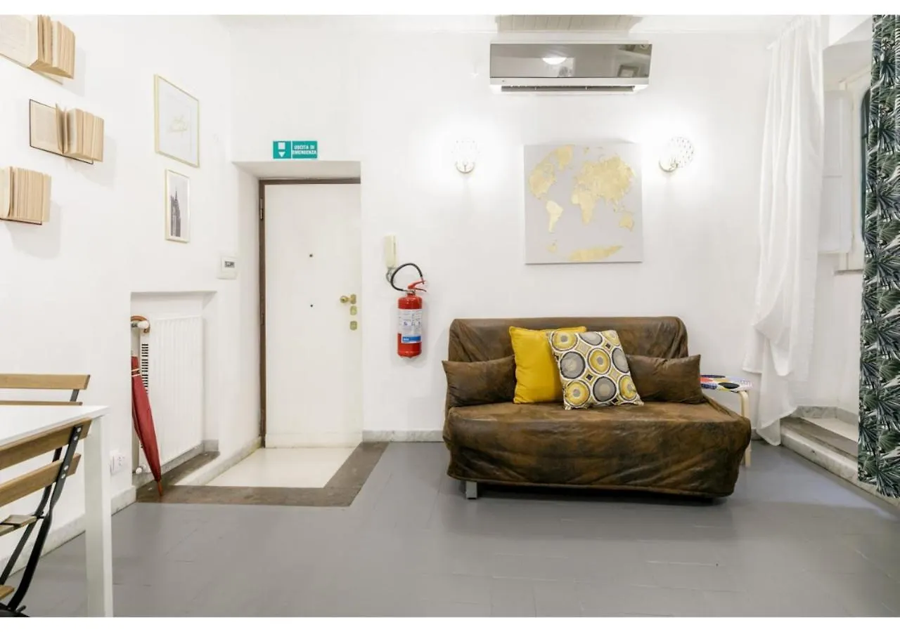 Apartamento Pied-A-Terre Domusuite Rhome Colosseo Roma Italia