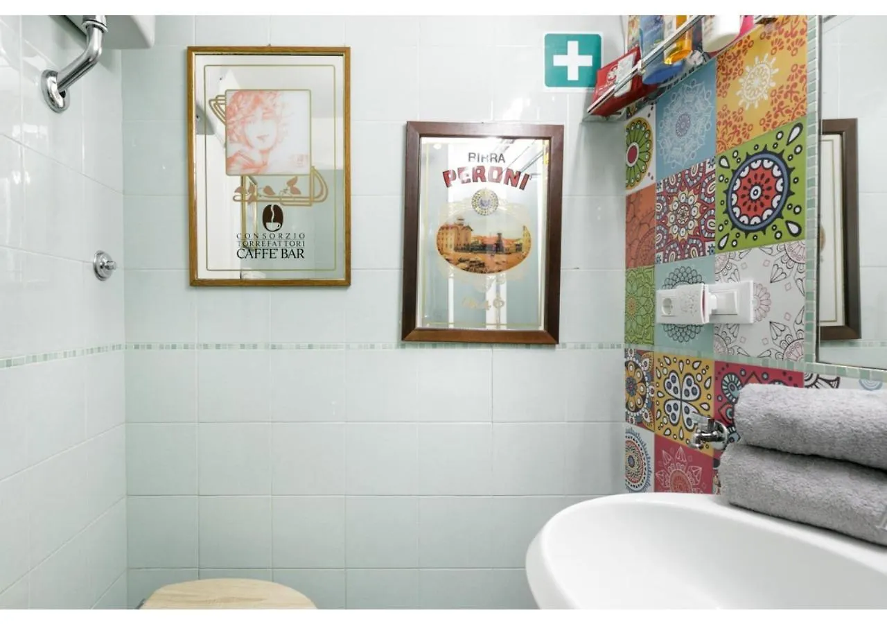 Pied-A-Terre Domusuite Rhome Colosseo Roma